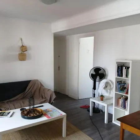 Chambre Hostel 20 Bayonne 酒店
