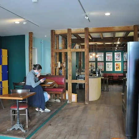 Chambre Hostel 20 Bayonne 酒店